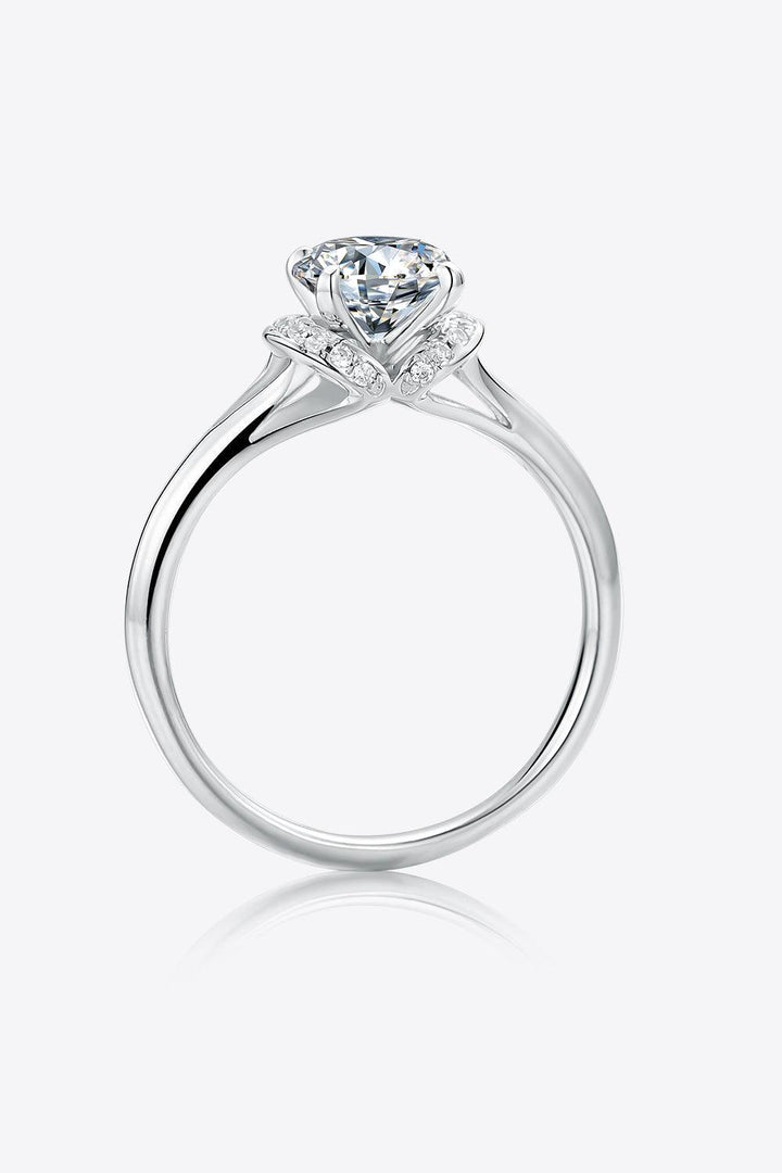 1 Carat Moissanite 925 Sterling Silver Split Shank Ring - JOWLILI