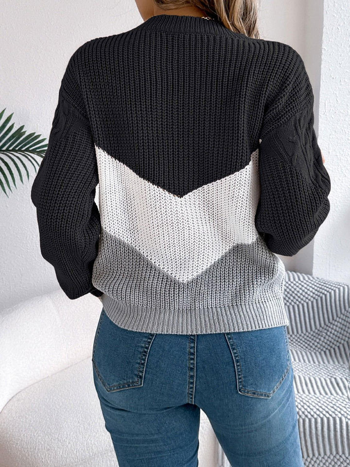 Cable-Knit Color Block Round Neck Sweater - JOWLILI