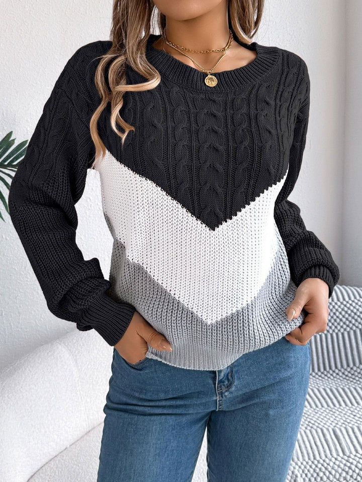 Cable-Knit Color Block Round Neck Sweater - JOWLILI