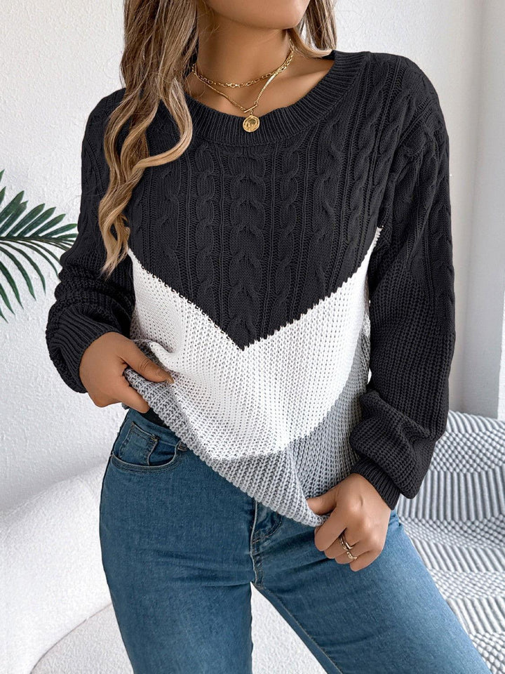 Cable-Knit Color Block Round Neck Sweater - JOWLILI