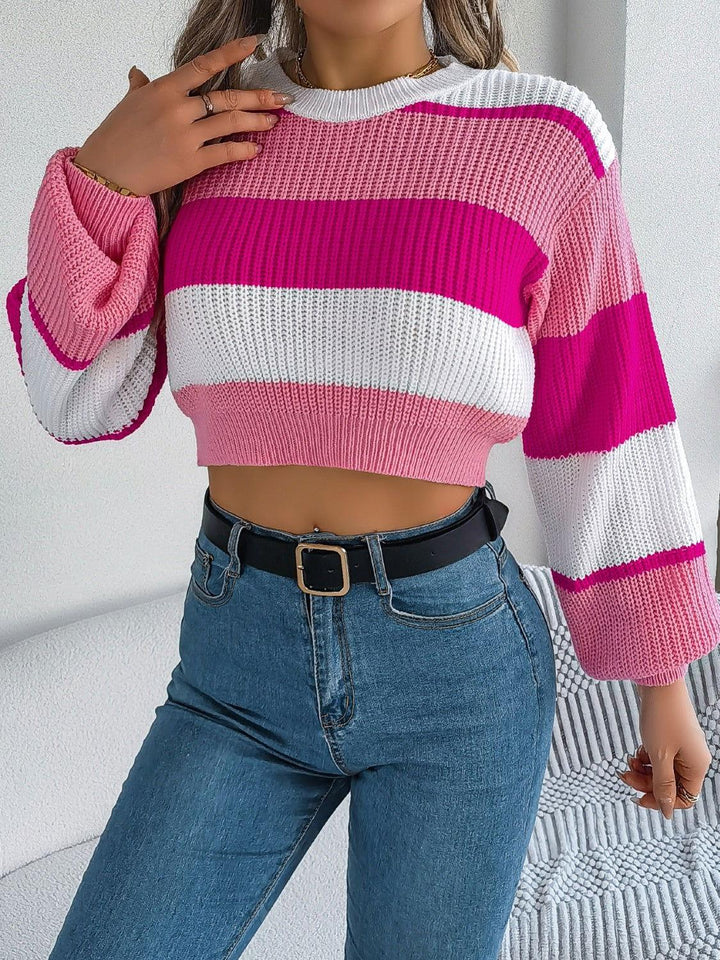 Color Block Round Neck Cropped Sweater - JOWLILI