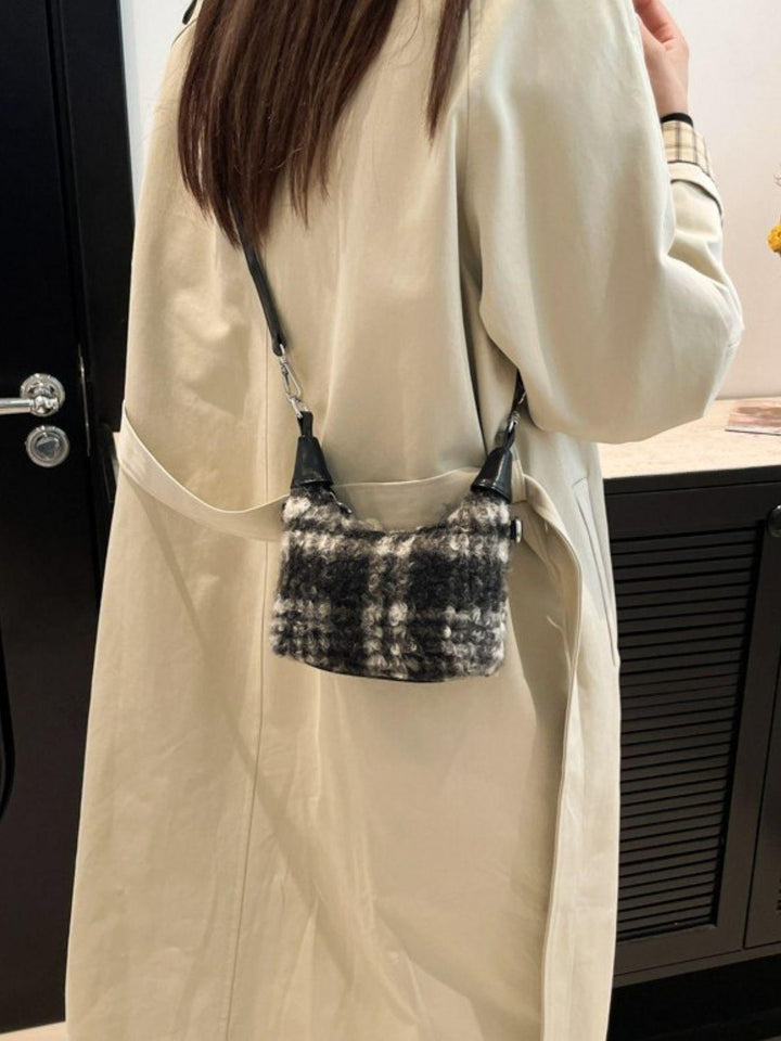 Fuzzy Polyester Mini Handbag with Zipper - JOWLILI
