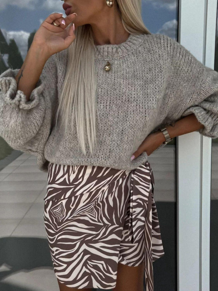 Round Neck Long Sleeve Sweater - JOWLILI